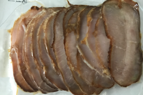 Bacon tranché